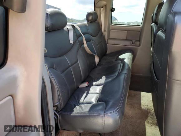 1999 GMC New Sierra 1500 SLE with VIN 2GTEC19T0X1510735, listed as a Copart auction lot 53745825 with 320,517 mi miles and Salvage Title. Bid and sale history available at carsss.com. Image 10.