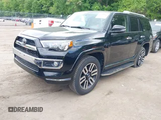 2017 Toyota 4Runner SR5 z VIN JTEBU5JR4H5417641, wystawiony jako IAAI lot #42226462 z przebiegiem 77 779 mil mil oraz . Historia ofert i sprzedaży dostępna na DreamBid. Obrazek 2.