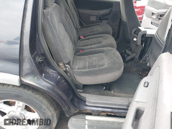 2002 Ford Explorer XLT with VIN 1FMDU63E82UA70806, listed as a IAAI auction lot 41937613 with 296,274 mi miles and . Bid and sale history available at DreamBid. Image 8.