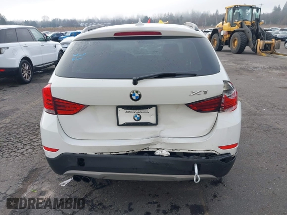 2015 BMW X1 xDrive28i z VIN WBAVL1C54FVY38101, wystawiony jako IAAI lot #41344120 z przebiegiem 130 000 mil mil oraz . Historia ofert i sprzedaży dostępna na DreamBid. Obrazek 15.