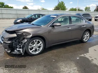 2014 Nissan Maxima S z VIN 1N4AA5AP1EC447832, wystawiony jako Copart lot #56507085 z przebiegiem 128 888 mil mil oraz Szkoda całkowita • Salvage title. Historia ofert i sprzedaży dostępna na DreamBid. Obrazek 1.