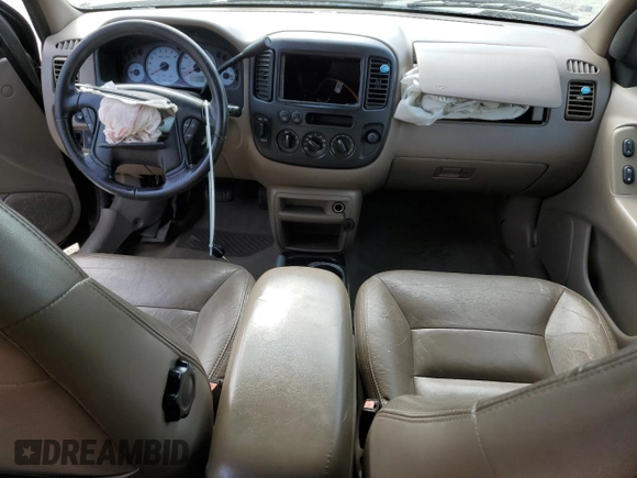 2001 Ford Escape XLT with VIN 1FMCU04181KF62444, listed as a Copart auction lot 55272615 with 265,129 mi miles and Salvage title. Bid and sale history available at DreamBid. Image 8.