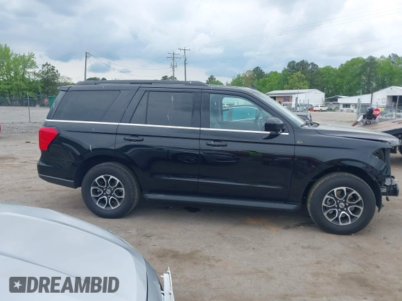 2024 Ford Expedition XLT с VIN 1FMJU1J86REA25838, выставлен на аукционе IAAI как лот 42135267 с пробегом 45 145 миль миль и . История ставок и продаж доступна на DreamBid. Изображение 13.