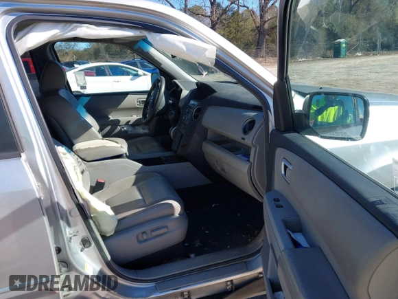 2012 Honda Pilot EX-L with VIN 5FNYF3H51CB022260, listed as a IAAI auction lot 41369328 with 138,829 mi miles. Bid and sale history available at carsss.com. Image 5.