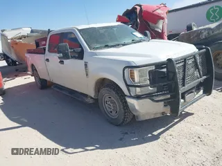 2019 Ford Super Duty F-250 SRW XL with VIN 1FT7W2A69KEC68823, listed as a IAAI auction lot 41689175 with 153,022 mi miles. Bid and sale history available at carsss.com. Image 1.