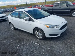 2017 Ford Focus SE with VIN 1FADP3F21HL234669, listed as a IAAI auction lot 42040873 with 44,117 mi miles. Bid and sale history available at carsss.com. Image 1.