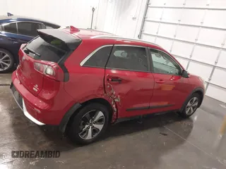 2017 Kia Niro Touring Launch Edition with VIN KNDCC3LC6H5102042, listed as a IAAI auction lot 41666561 with 191,584 mi miles. Bid and sale history available at carsss.com. Image 13.