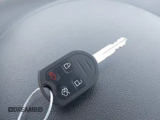 2014 Ford Explorer z VIN 1FM5K7B82EGC10363, wystawiony jako IAAI lot #42281019 z przebiegiem 168 878 mil mil oraz . Historia ofert i sprzedaży dostępna na DreamBid. Obrazek 11.