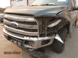 2015 Ford F-150 XLT with VIN 1FTEW1EP3FFB27105, listed as a IAAI auction lot 41278933 with 194,664 mi miles. Bid and sale history available at carsss.com. Image 6.
