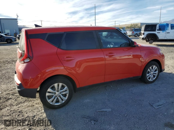 2020 Kia Soul S with VIN KNDJ23AU5L7022251, listed as a Copart auction lot 47421215 with 65,858 mi miles and Salvage Title. Bid and sale history available at carsss.com. Image 3.