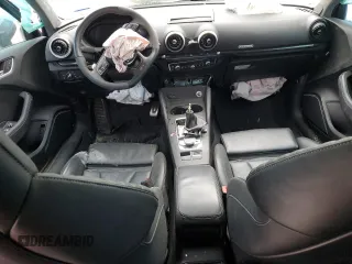 2018 Audi RS 3 z VIN WUABWGFF0J1908216, wystawiony jako Copart lot #46497824 z przebiegiem 36 020 mil mil oraz . Historia ofert i sprzedaży dostępna na DreamBid. Obrazek 8.