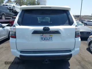 2019 Toyota 4Runner SR5 with VIN JTEBU5JR1K5725714, listed as a IAAI auction lot 42565292 with 43,826 mi miles and . Bid and sale history available at DreamBid. Image 16.