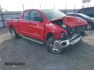 2011 Toyota Tundra 4WD Truck with VIN 5TFUM5F19BX024942, listed as a IAAI auction lot 41301196 with 214,491 mi miles. Bid and sale history available at carsss.com. Image 1.
