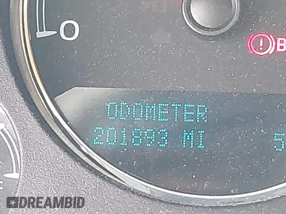 2012 GMC Yukon SLT with VIN 1GKS1CE01CR221109, listed as a IAAI auction lot 41820717 with 201,893 mi miles. Bid and sale history available at carsss.com. Image 15.