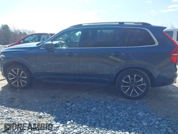 2018 Volvo XC90 Momentum with VIN YV4102PK7J1351715, listed as a IAAI auction lot 41901889 with 97,513 mi miles. Bid and sale history available at carsss.com. Image 14.