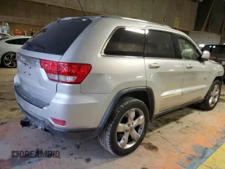 2011 Jeep Grand Cherokee 70th Anniversary with VIN 1J4RR4GG3BC645888, listed as a Copart auction lot 42098255 with 170,538 mi miles and Salvage Title. Bid and sale history available at carsss.com. Image 3.