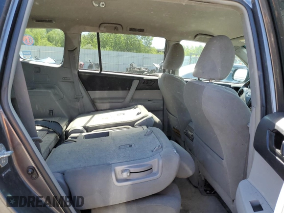 2010 Toyota Highlander with VIN 5TDBK3EH9AS002654, listed as a Copart auction lot 57079375 with 245,701 mi miles and Clean title. Bid and sale history available at DreamBid. Image 11.
