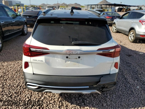 2022 Kia Seltos S with VIN KNDEU2AA4N7305576, listed as a Copart auction lot 52781825 with 75,133 mi miles and Salvage title. Bid and sale history available at DreamBid. Image 6.
