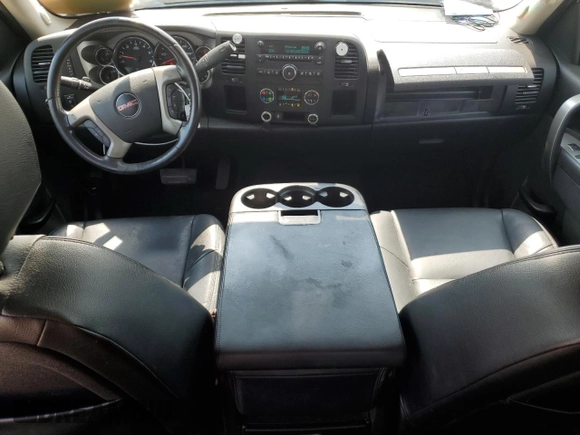 2012 GMC Sierra 1500 SLE with VIN 3GTP1VE03CG200968, listed as a Copart auction lot 59004735 with 146,777 mi miles and Salvage title. Bid and sale history available at DreamBid. Image 8.
