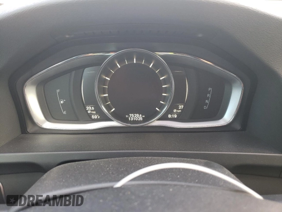 2017 Volvo V60 Premier with VIN YV140MEK9H1372844, listed as a Copart auction lot 44584685 with 131,025 mi miles and Salvage Title. Bid and sale history available at carsss.com. Image 9.
