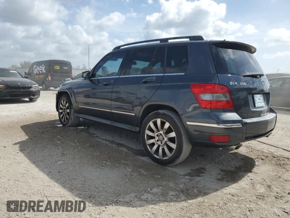 2011 Mercedes-Benz GLK 350 z VIN WDCGG8HB5BF576787, wystawiony jako Copart lot #52255625 z przebiegiem 201 826 mil mil oraz Czysty tytuł • Clean title. Historia ofert i sprzedaży dostępna na DreamBid. Obrazek 2.