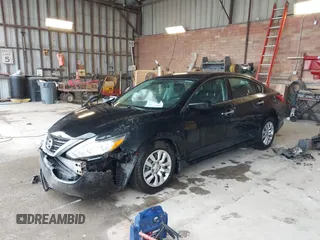 2016 Nissan Altima S z VIN 1N4AL3AP8GC262551, wystawiony jako IAAI lot #42122080 z przebiegiem 96 181 mil mil oraz . Historia ofert i sprzedaży dostępna na DreamBid. Obrazek 2.