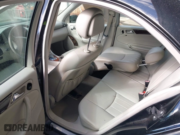 2007 Mercedes-Benz C 280 Luxury with VIN WDBRF92H17F897526, listed as a IAAI auction lot 41710061 with 146,885 mi miles and . Bid and sale history available at DreamBid. Image 8.