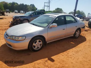 1999 Honda Accord EX z VIN 1HGCG5651XA032244, wystawiony jako Copart lot #51992655 z przebiegiem 202 475 mil mil oraz Szkoda całkowita • Salvage title. Historia ofert i sprzedaży dostępna na DreamBid. Obrazek 1.