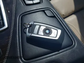 2012 BMW 6 Series 650i with VIN WBALZ3C5XCC397339, listed as a IAAI auction lot 39710830 with 59,467 mi miles. Bid and sale history available at carsss.com. Image 11.