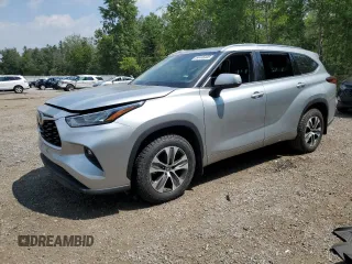 2021 Toyota Highlander XLE with VIN 5TDGZRBH7MS086955, listed as a Copart auction lot 64446405 with 76,333 mi miles and Clean title. Bid and sale history available at DreamBid. Image 1.
