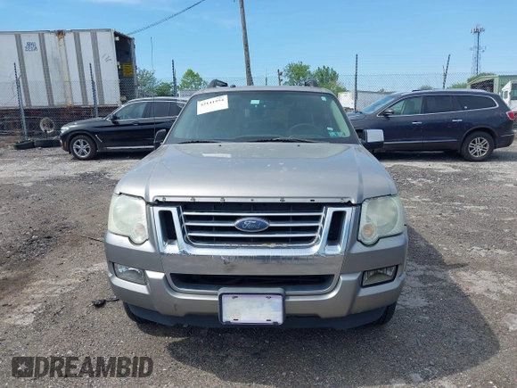 2008 Ford Explorer Sport Trac Limited z VIN 1FMEU53E98UA30872, wystawiony jako IAAI lot #42141954 z przebiegiem 490 770 mil mil oraz . Historia ofert i sprzedaży dostępna na DreamBid. Obrazek 13.