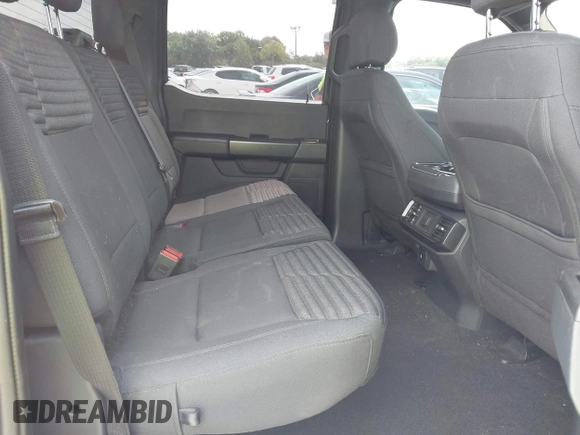 2021 Ford F-150 XL with VIN 1FTEW1CP3MFA80786, listed as a IAAI auction lot 42061952 with 32,071 mi miles. Bid and sale history available at carsss.com. Image 8.