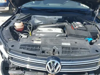 2017 Volkswagen Tiguan S z VIN WVGBV7AX8HK049943, wystawiony jako IAAI lot #42055240 z przebiegiem 113 330 mil mil oraz . Historia ofert i sprzedaży dostępna na DreamBid. Obrazek 10.