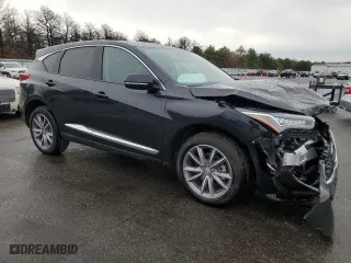 2024 Acura RDX w/Technology Package with VIN 5J8TC2H55RL015249, listed as a Copart auction lot 83225824 with 4,113 mi miles and Salvage Title. Bid and sale history available at carsss.com. Image 4.