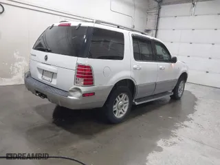 2003 Mercury Mountaineer Convenience with VIN 4M2ZU66K63ZJ53905, listed as a IAAI auction lot 41689828 with 120,696 mi miles. Bid and sale history available at carsss.com. Image 4.