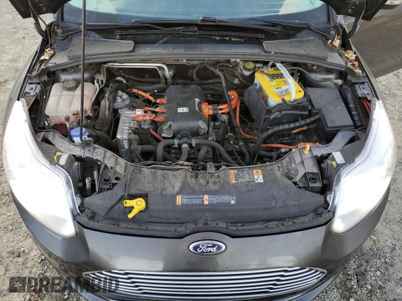 2015 Ford Focus Electric with VIN 1FADP3R43FL221870, listed as a Copart auction lot 79549284 with 67,079 mi miles and Salvage title. Bid and sale history available at DreamBid. Image 13.