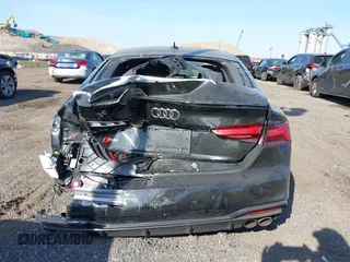 2024 Audi S5 Sportback Premium Plus z VIN WAUC4CF58RA071005, wystawiony jako IAAI lot #42154760 z przebiegiem 11 149 mil mil oraz . Historia ofert i sprzedaży dostępna na DreamBid. Obrazek 16.