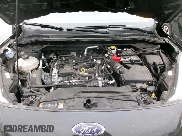 2021 Ford Escape SE with VIN 1FMCU0G67MUB08458, listed as a IAAI auction lot 42205615 with 18,514 mi miles and . Bid and sale history available at carsss.com. Image 1.