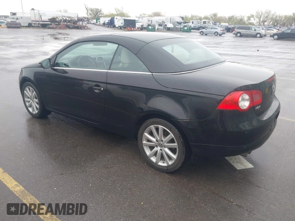 2010 Volkswagen Eos Komfort с VIN WVWBA7AH2AV020306, выставлен на аукционе IAAI как лот 42066892 с пробегом 180 841 миль миль и . История ставок и продаж доступна на DreamBid. Изображение 3.