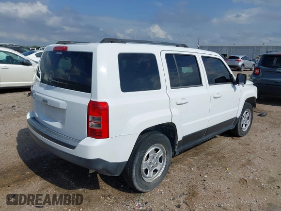 2014 Jeep Patriot Sport with VIN 1C4NJPBA8ED772974, listed as a IAAI auction lot 42401827 with 140,761 mi miles and . Bid and sale history available at DreamBid. Image 4.