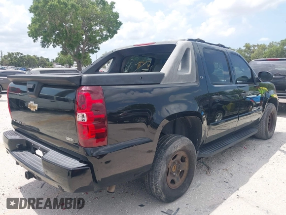 2007 Chevrolet Avalanche LTZ with VIN 3GNFK12397G318522, listed as a IAAI auction lot 42149541 with 182,708 mi miles and . Bid and sale history available at DreamBid. Image 4.