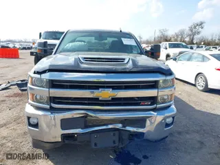 2018 Chevrolet Silverado 2500HD LT with VIN 1GC1KVEY7JF136571, listed as a IAAI auction lot 41520357 with 164,750 mi miles. Bid and sale history available at carsss.com. Image 12.