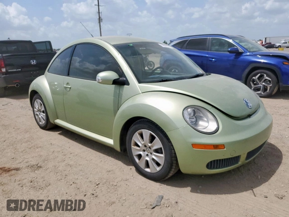 2008 Volkswagen Beetle S z VIN 3VWPW31C98M503667, wystawiony jako Copart lot #59942235 z przebiegiem 122 030 mil mil oraz Szkoda całkowita • Salvage title. Historia ofert i sprzedaży dostępna na DreamBid. Obrazek 4.