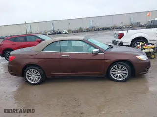 2012 Chrysler 200 Limited with VIN 1C3BCBFG2CN279463, listed as a IAAI auction lot 40891786 with 95,125 mi miles. Bid and sale history available at carsss.com. Image 13.