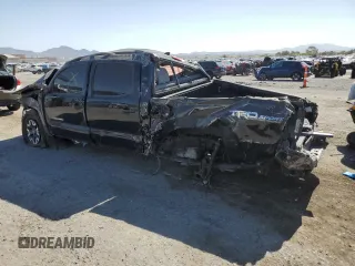 2014 Toyota Tacoma PreRunner with VIN 3TMJU4GN0EM170736, listed as a Copart auction lot 61993545 with 194,801 mi miles and Salvage title. Bid and sale history available at DreamBid. Image 2.