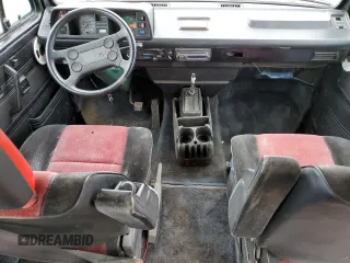 1988 Volkswagen Vanagon with VIN WV2YB0252JH083277, listed as a Copart auction lot 52309505 with 173,547 mi miles and Clean Title. Bid and sale history available at DreamBid. Image 8.