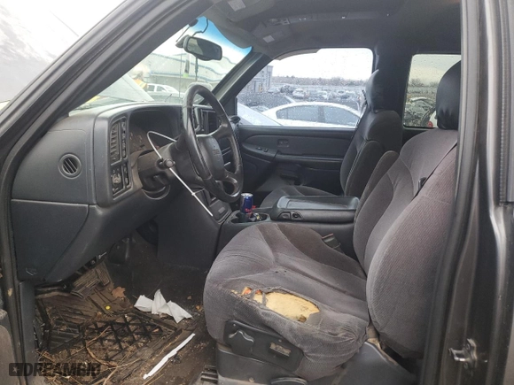 2000 GMC New Sierra 1500 SLE with VIN 1GTEK19T0YE166181, listed as a Copart auction lot 85667404 with 177,677 mi miles and Salvage Title. Bid and sale history available at carsss.com. Image 7.