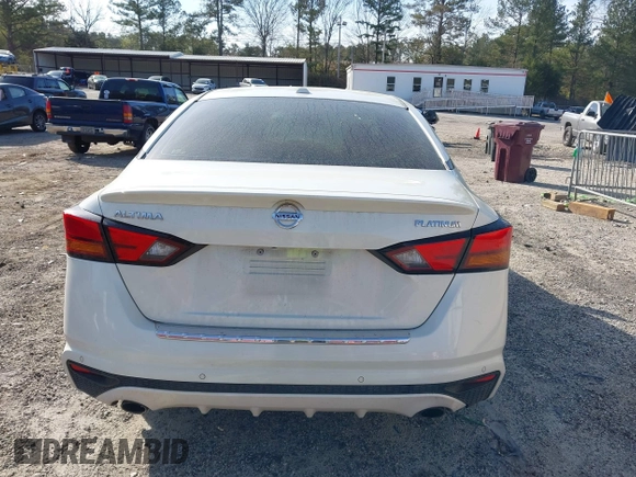 2019 Nissan Altima Platinum with VIN 1N4BL4FV6KC221426, listed as a IAAI auction lot 41900455 with 194,516 mi miles and . Bid and sale history available at DreamBid. Image 16.