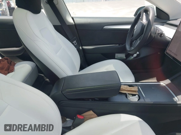2023 Tesla Model 3 с VIN 5YJ3E1EA0PF483099, выставлен на аукционе IAAI как лот 42545197 с пробегом 72 592 миль миль и . История ставок и продаж доступна на DreamBid. Изображение 5.