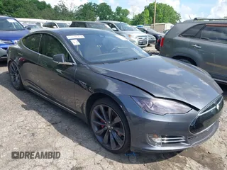 2014 Tesla Model S P85D with VIN 5YJSA1H29EFP63032, listed as a IAAI auction lot 42132145 with Not Provided miles and . Bid and sale history available at DreamBid. Image 1.
